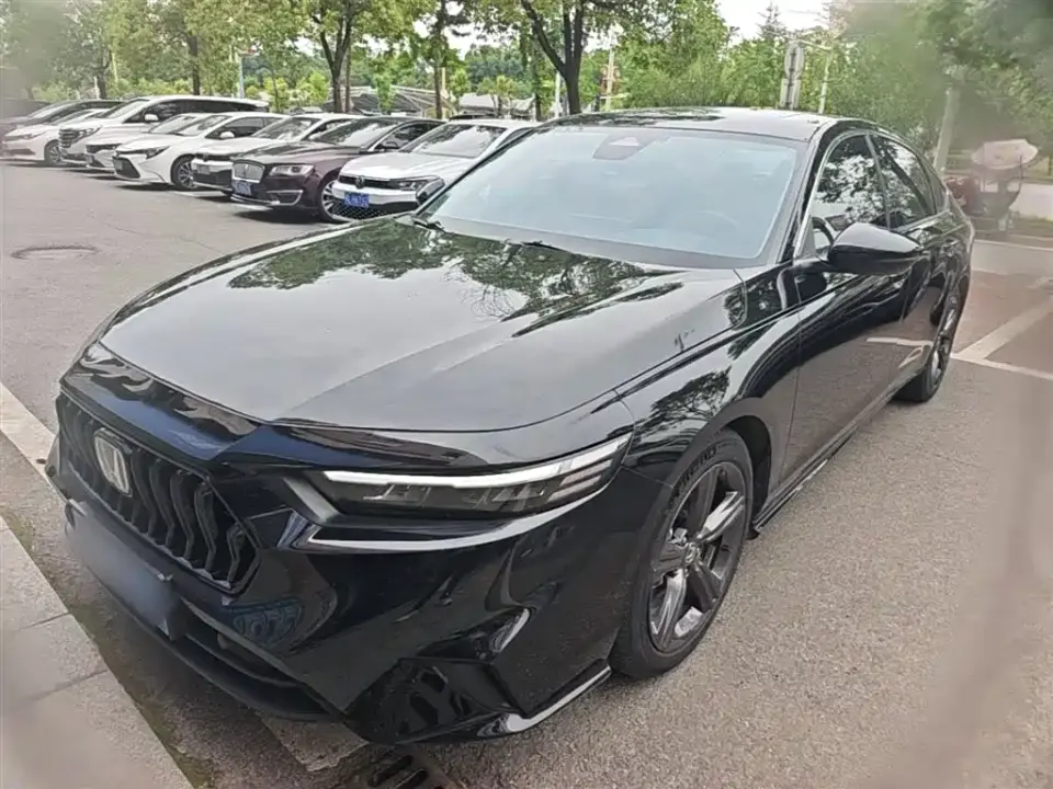 Honda Inspire 260TURBO Delicate Edition 2023
