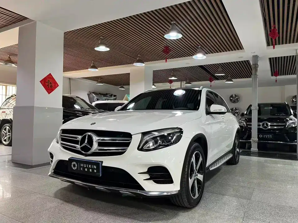Mercedes-Benz GLC-Class GLC 260 4MATIC Luxury 2019