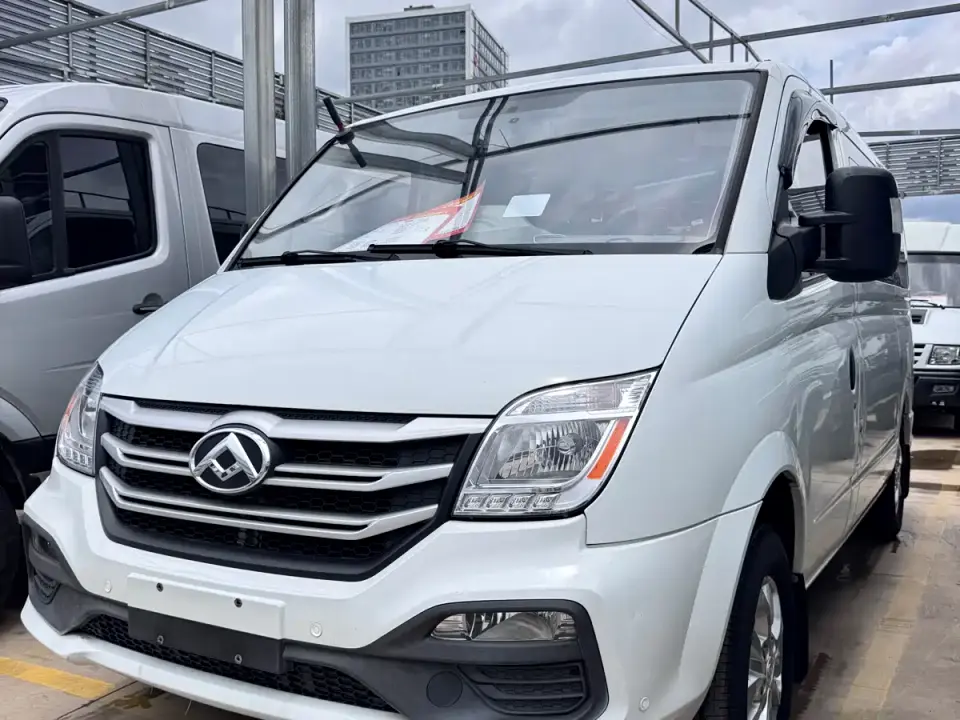 SAIC Maxus Xintu V80 2.0T Manual PLUS Urban Edition Short Wheelbase Ultra-low Roof 7/8/9 Seats 2020