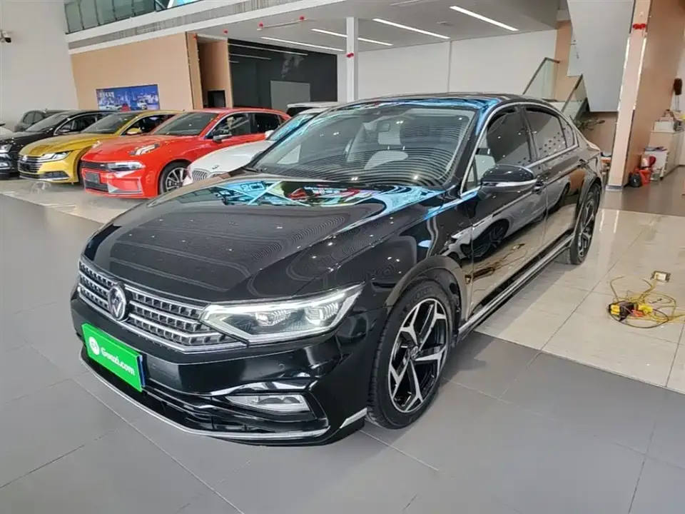 Volkswagen Magotan Model 2 Million Commemorative Edition 330TSI DSG Luxury 2023