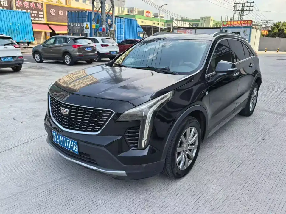 Cadillac XT4 28T FWD Leading Edition 2019