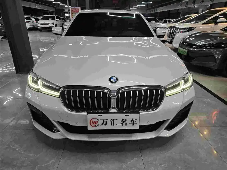 BMW 5 Series 525Li M Sport Package 2021