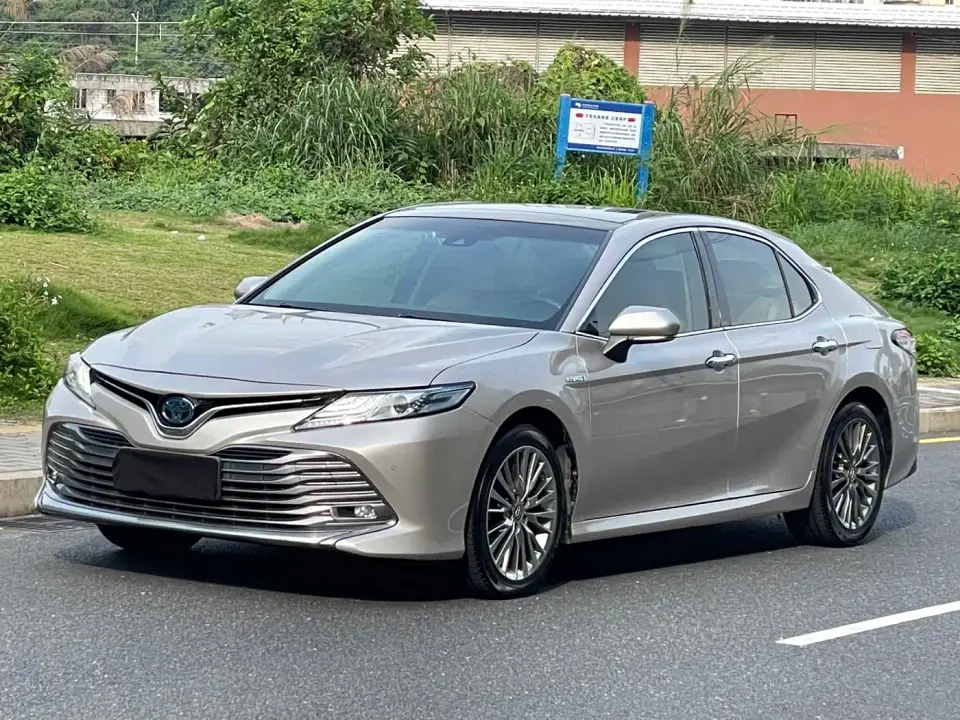 Toyota Camry Hybrid 2.5HG Luxury Edition China V 2020