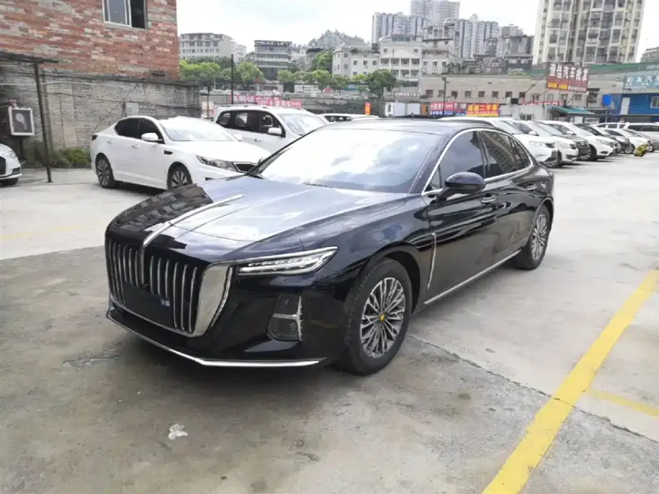 Hongqi H5 2.0T Automatic Smart Connect Flag Enjoy Edition 2024