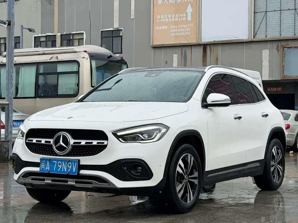 Mercedes-Benz GLA-Class Facelift GLA 200 2022