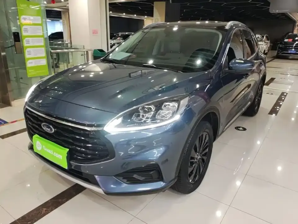Ford Escape Model EcoBoost 245 2WD Premium Edition 2024