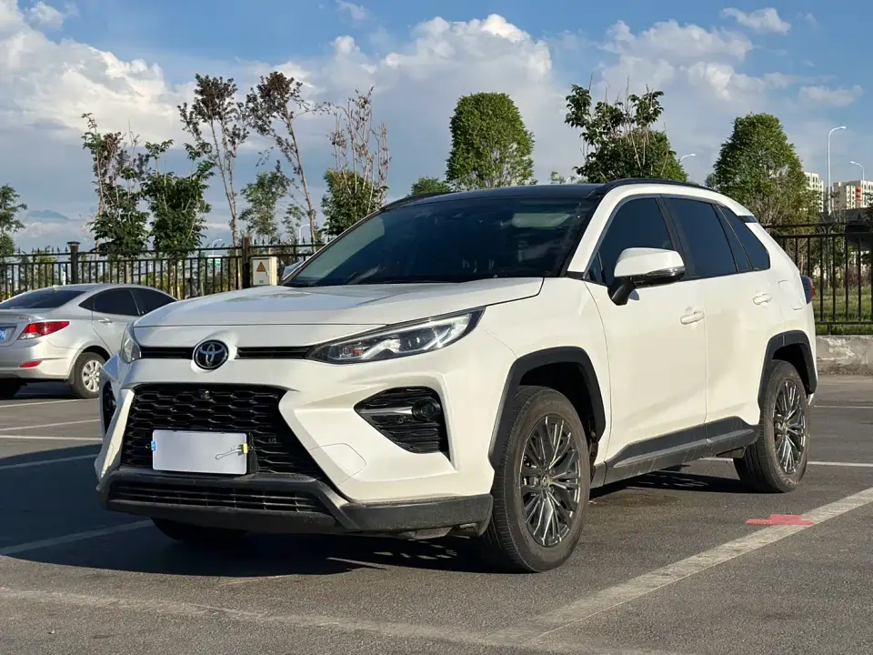 Toyota Wildlander 2.0L CVT 2WD Luxury PLUS Edition 2024