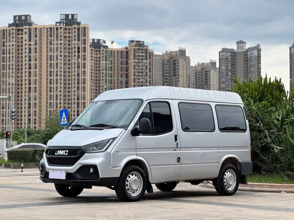 Jiangling Tesun 2.8T Space King Taurus Edition Short Wheelbase Medium-high Roof 6-seater Diesel China VI JX493 2023