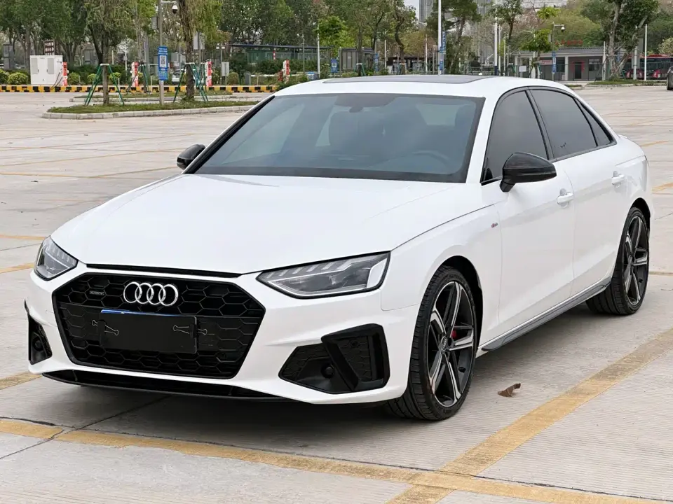 Audi A4L 45 TFSI quattro Premium Dynamic 2022