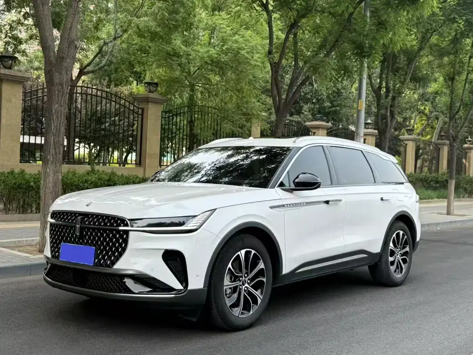 Lincoln Nautilus 2.0T 4WD Prestige Edition 2023