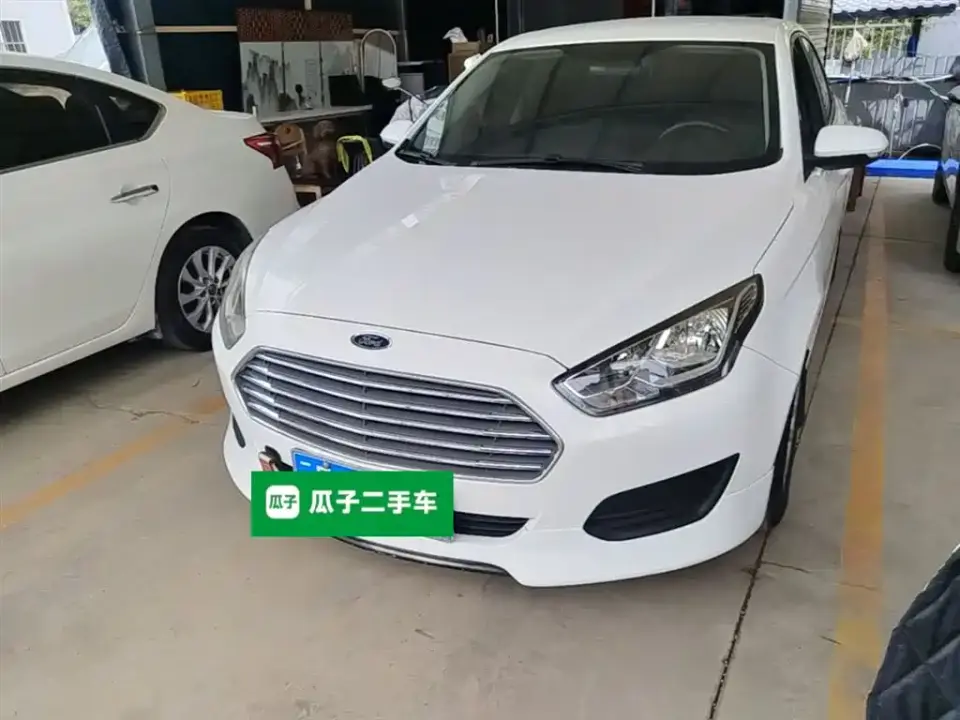 Ford Escort Facelift 1.5L Manual Quality Edition (TPMS) China VI 2020
