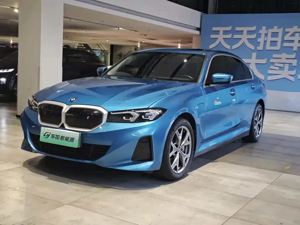 BMW i3 eDrive 35 L 2023