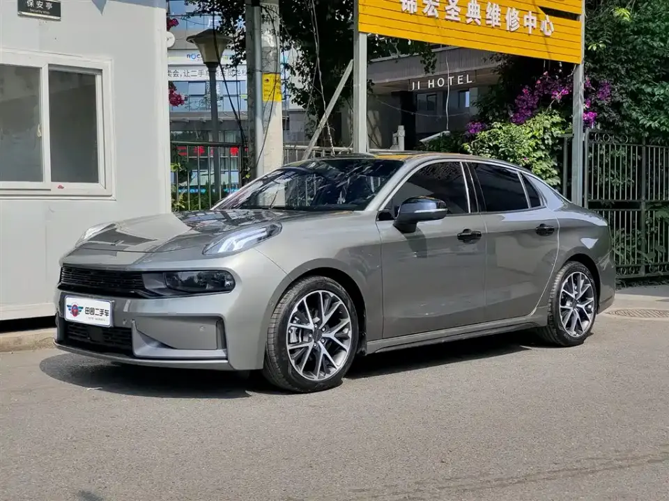 Lynk & Co 03 2.0TD DCT Power Plus 2021