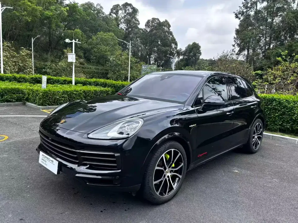 Porsche Cayenne New Energy Cayenne E-Hybrid 2.0T Platinum Edition 2023