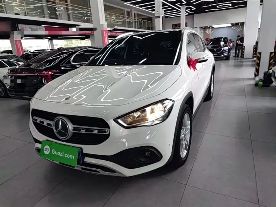 Mercedes-Benz GLA-Class GLA 180 2021