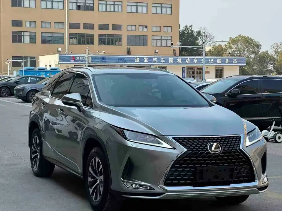 Lexus RX Facelift 300 2WD Elite Edition 2021