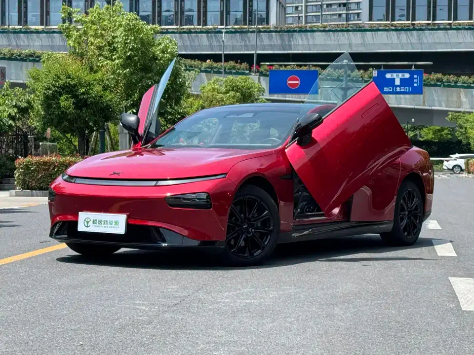 XPeng P7 562E Wing Performance Edition 2021