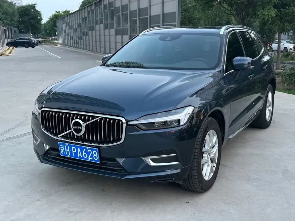 Volvo XC60 T5 AWD Momentum 2020