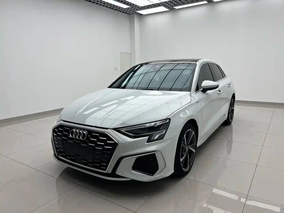 Audi A3 Facelift Sportback 35 TFSI Fashion Sport 2023