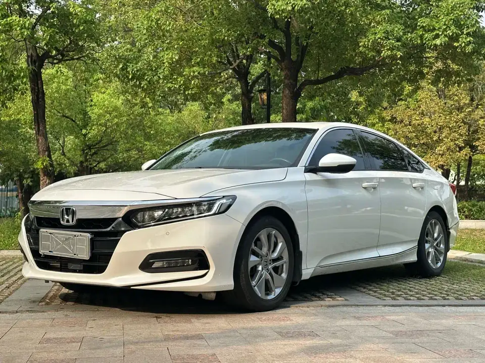Honda Accord 260TURBO Luxury Edition China V 2020