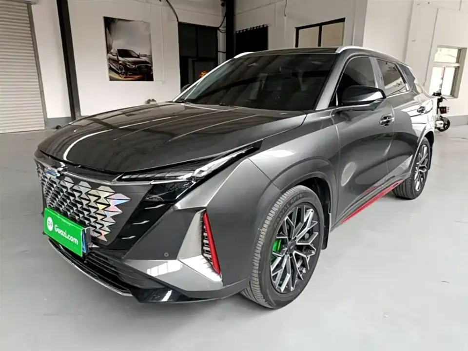 Changan Oshan Z6 Blue Whale 1.5T DCT Intelligent Leader 2022