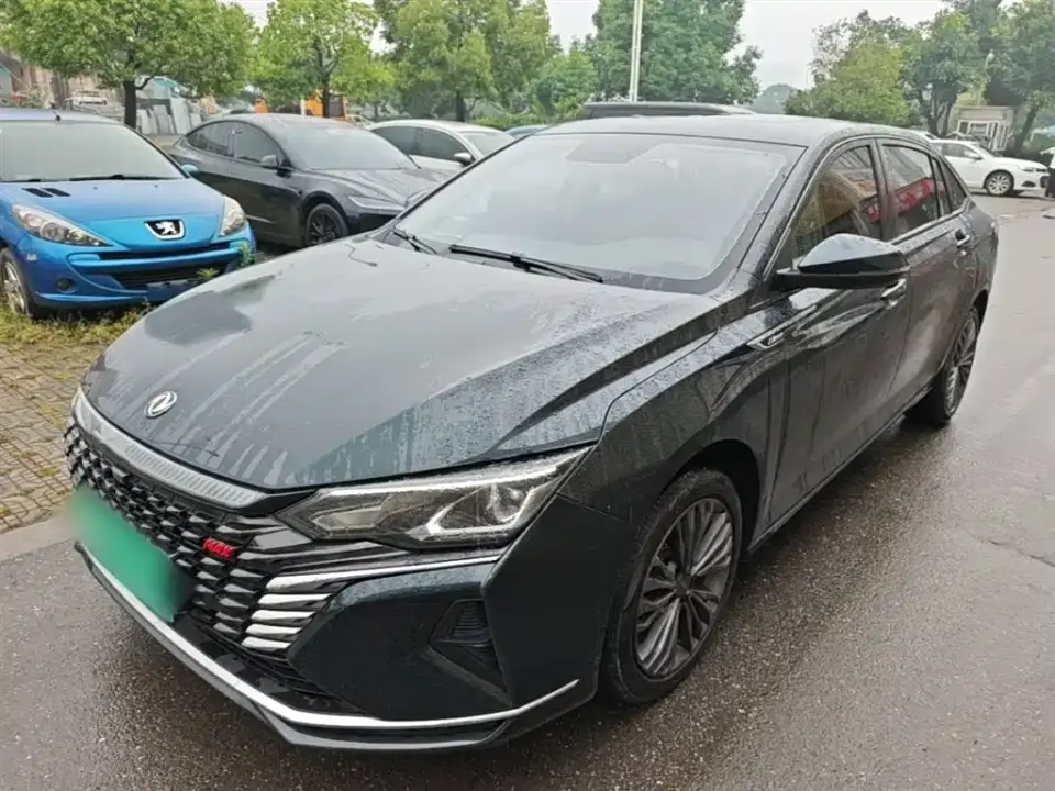 Dongfeng Aeolus Yixuan MAX 1.5T Super Dad Edition 2023