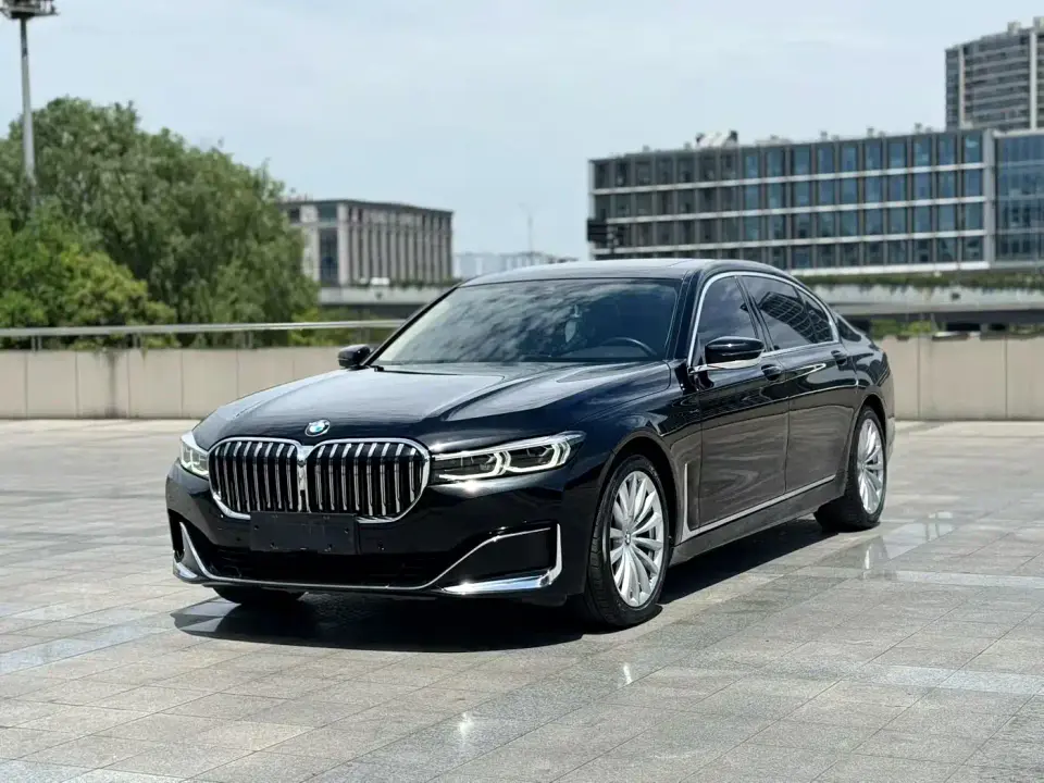 BMW 7 Series Facelift 730Li Luxury Package 2020