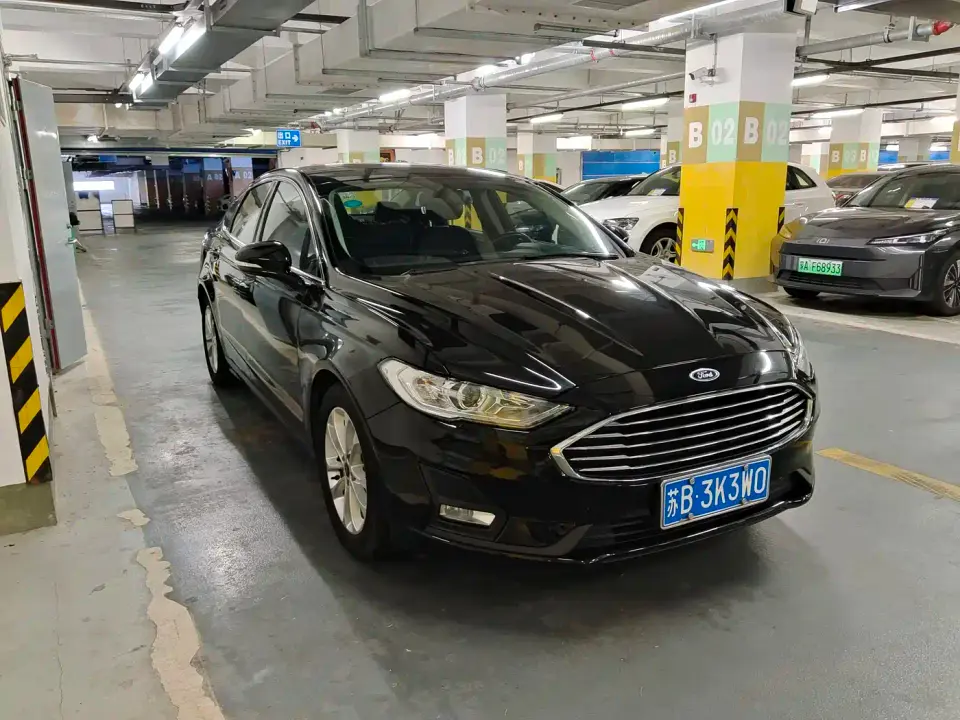 Ford Mondeo EcoBoost 180 Luxury 2021