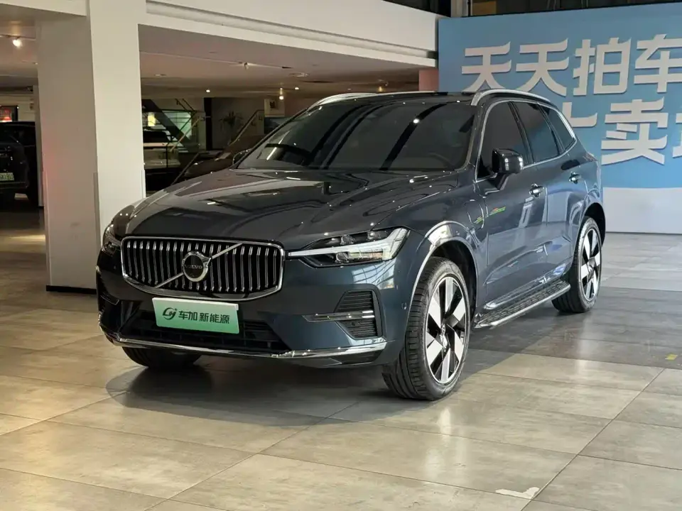 Volvo XC60 Plug-in Hybrid Plug-in Hybrid Long Range AWD Zhiyuan Luxury Edition 2025
