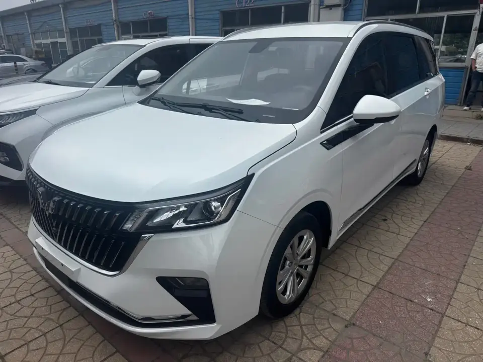 Wuling Motors Wuling Jiachen 1.5T CVT Smart Luxury 2023