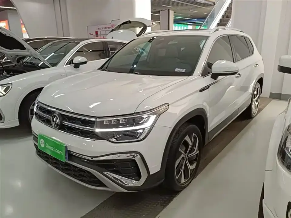 Volkswagen Tharu 300TSI 2WD Full Moon Edition 2024