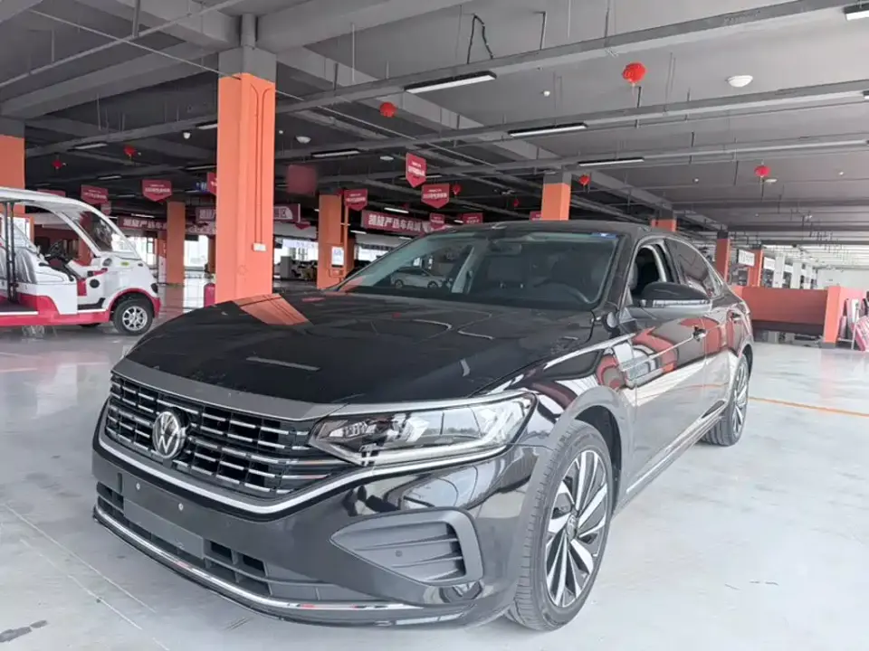 Volkswagen Passat Outstanding 380TSI Dragon Soaring Edition 2025