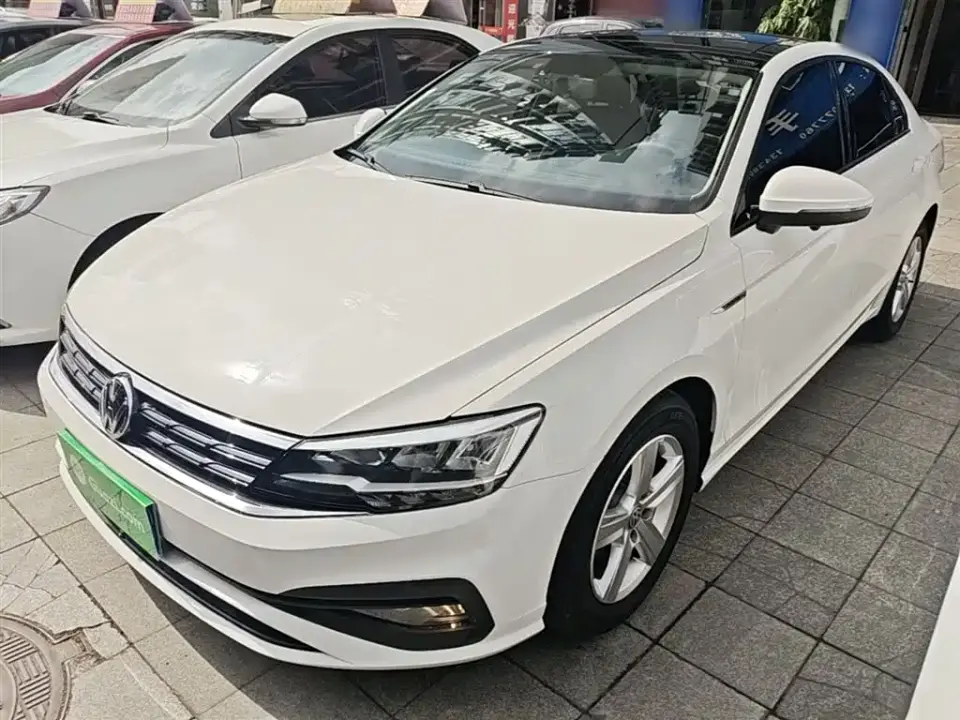 Volkswagen Lamando 230TSI DSG Fashion Edition 2022