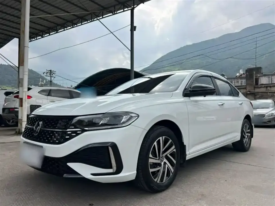 Volkswagen Lavida Model 300TSI DSG Starlight Full Comfort Edition 2025