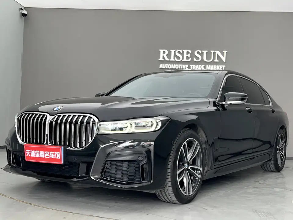 BMW 7 Series Model 730Li M Sport Package 2021