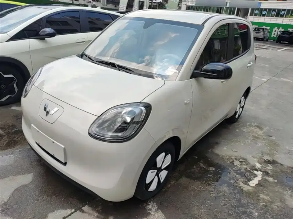 Wuling Motors Hongguang MINIEV 4-Door Advanced 2026