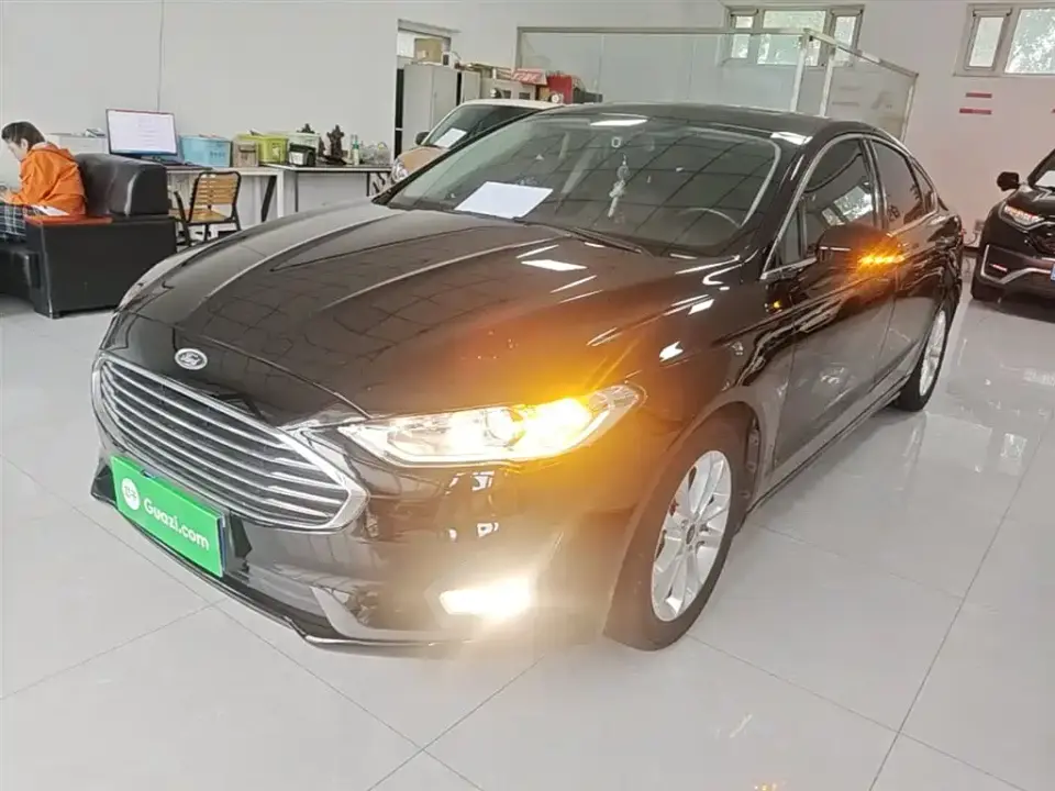 Ford Mondeo EcoBoost 180 Fashion 2022