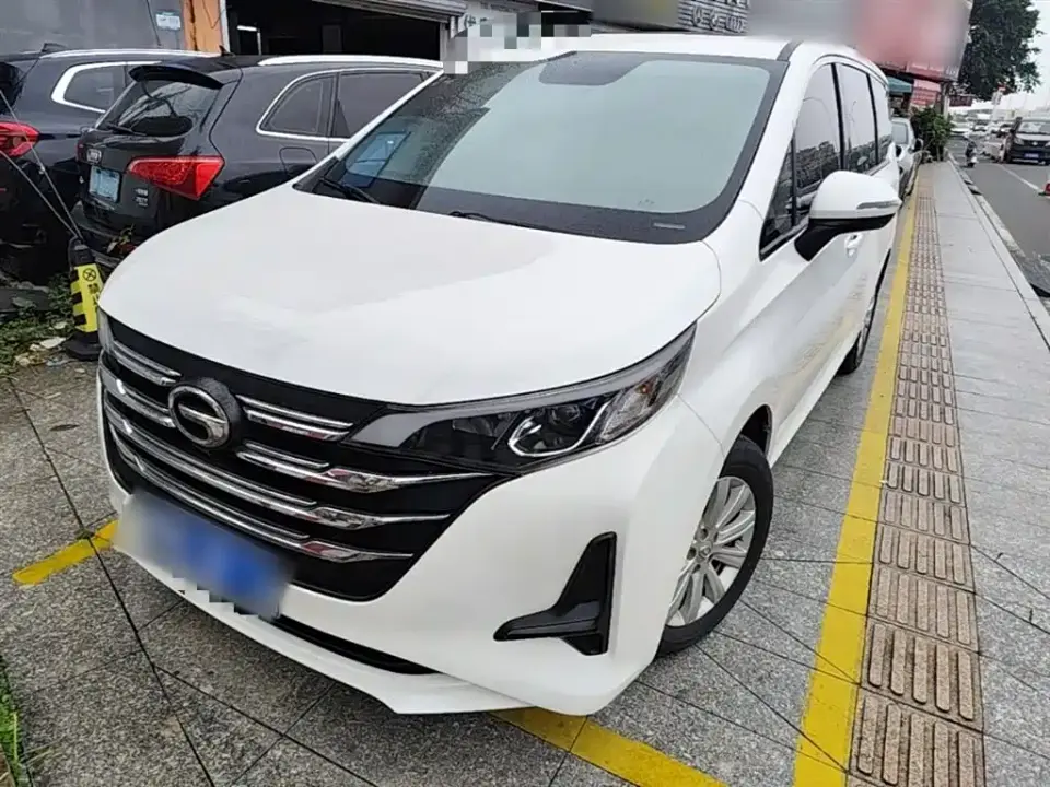 GAC Trumpchi M6 270T DCT Luxury Edition (7-Seater) 2021