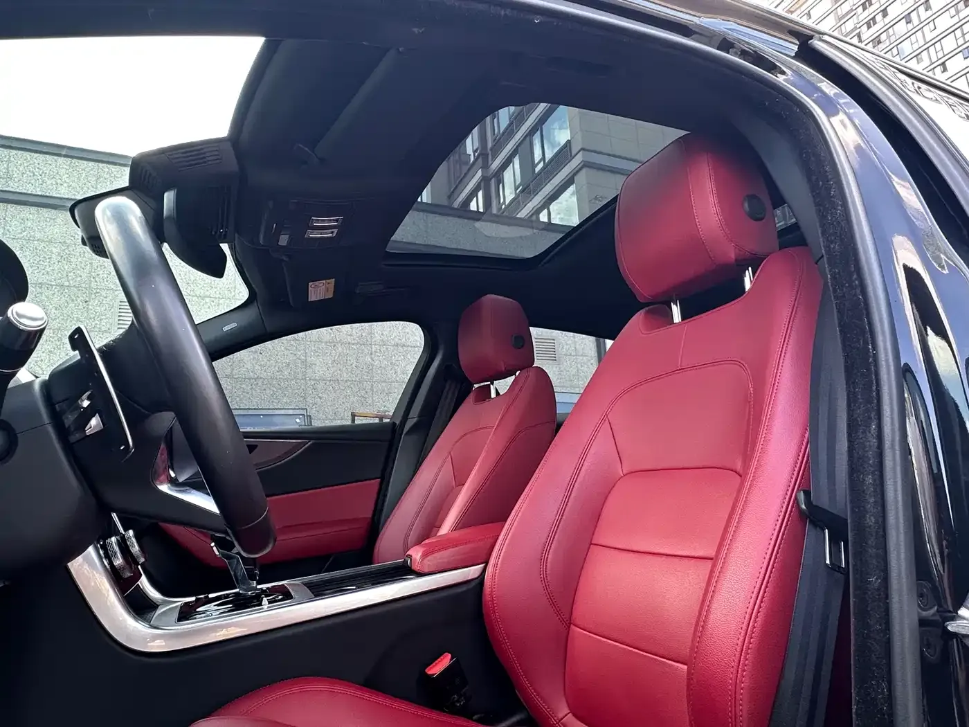 Jaguar XEL 2.0T 250PS R-DYNAMIC S Progressive Sport Edition 2022 — фото 10