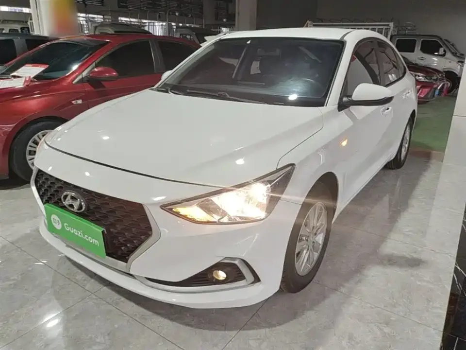 Hyundai Elantra 1.6L Automatic Pleasing Edition GL China VI 2020