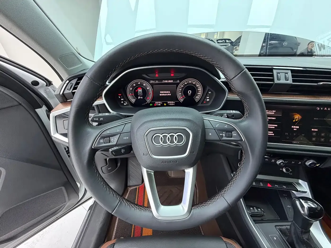 Audi Q3 35 TFSI Fashion Dynamic (1.4T) 2023 — фото 8