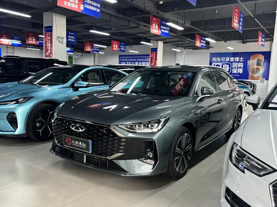 Chery Arrizo 8 PRO Pro 1.6T Luxury Model+ 2025