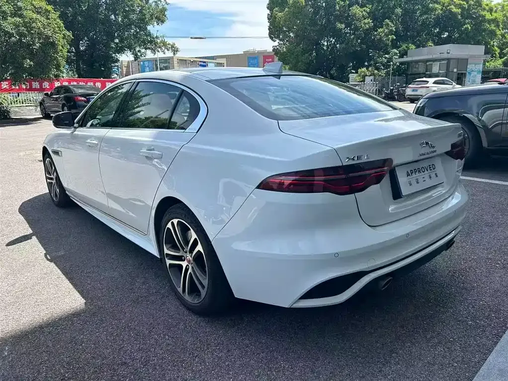 Jaguar XEL Model 2.0T 250PS R-DYNAMIC S Progressive Sport Edition 2025 — фото 6