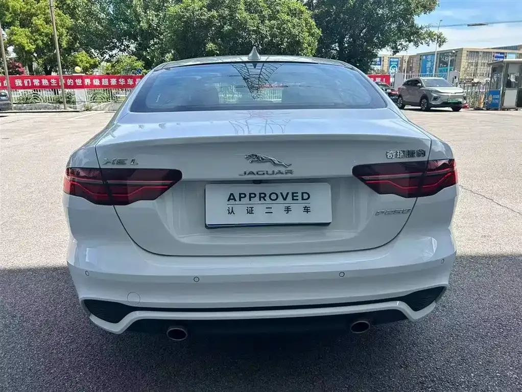 Jaguar XEL Model 2.0T 250PS R-DYNAMIC S Progressive Sport Edition 2025 — фото 5