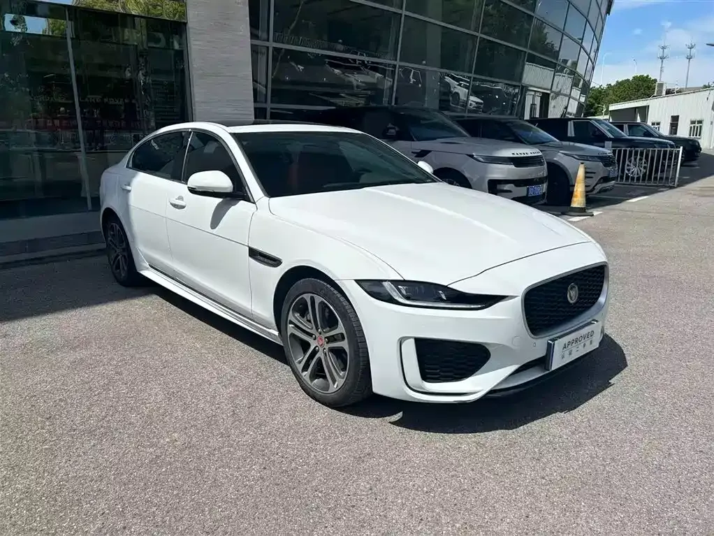 Jaguar XEL Model 2.0T 250PS R-DYNAMIC S Progressive Sport Edition 2025 — фото 2