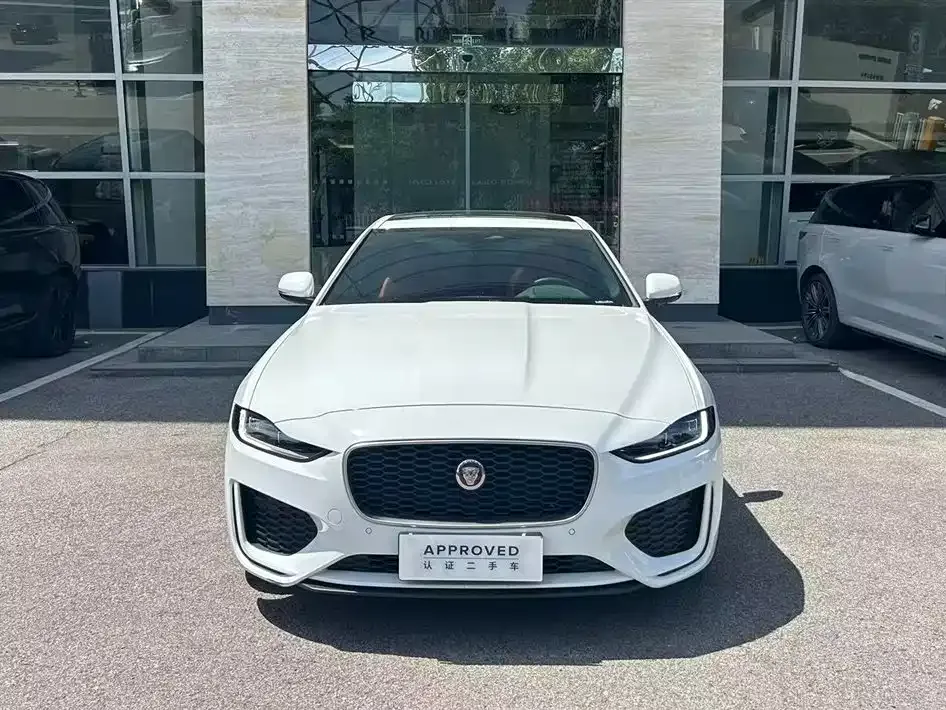 Jaguar XEL Model 2.0T 250PS R-DYNAMIC S Progressive Sport Edition 2025 — фото 8