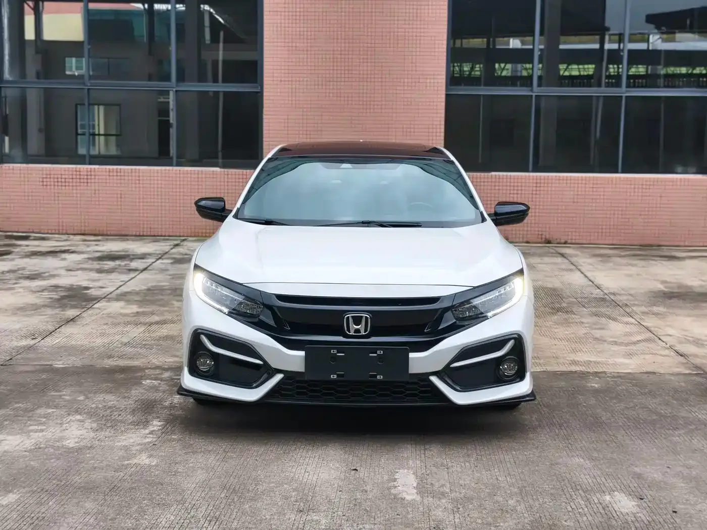 Honda Civic Hatchback 220TURBO CVT Sport 2022 — фото 3