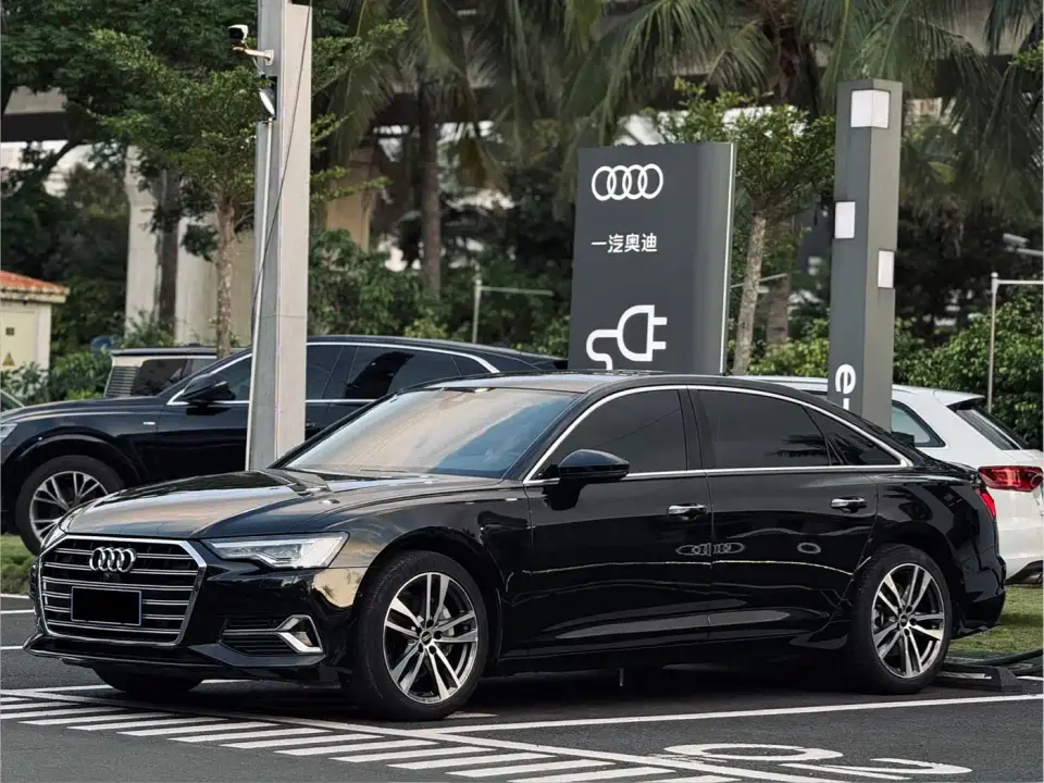 Audi A6L 45 TFSI Premium Elegance 2024