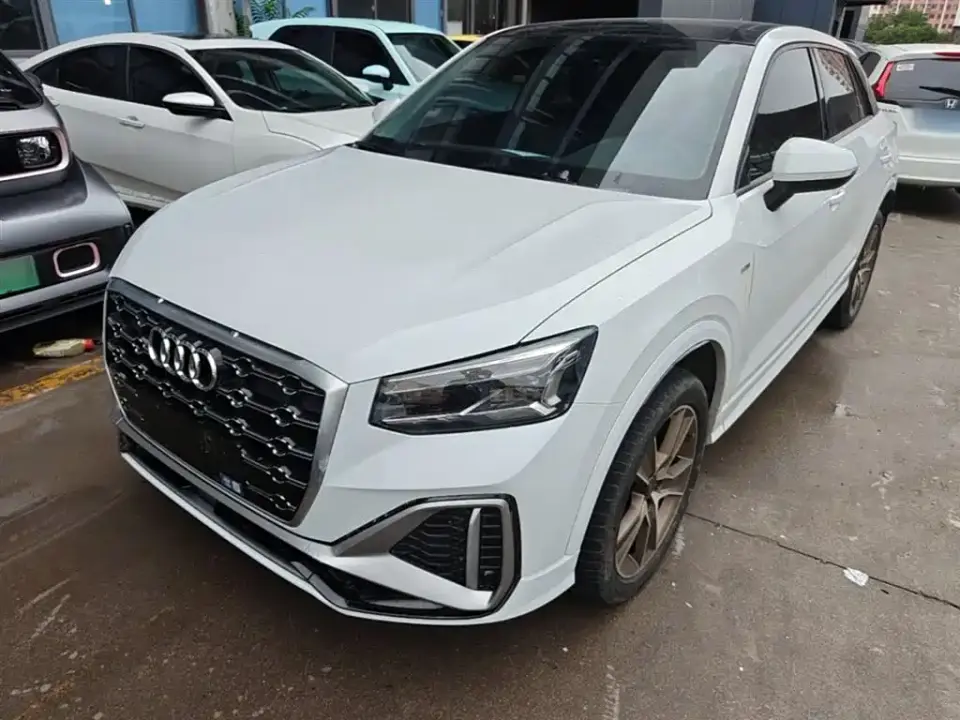Audi Q2L 35TFSI Fashion Sport 2023