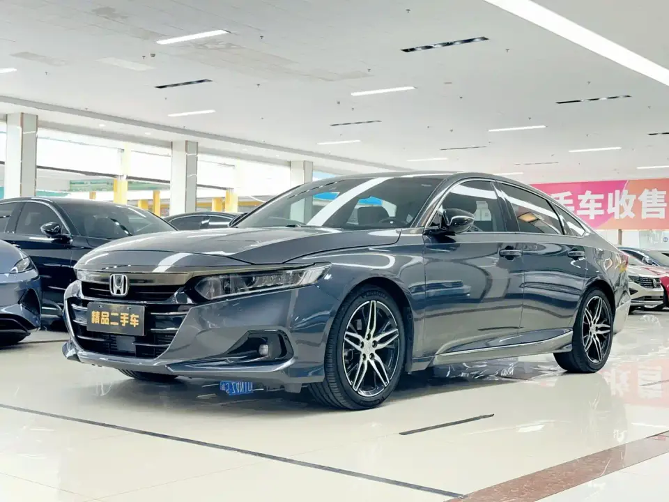 Honda Accord 260TURBO Phantom Night Premium 2022